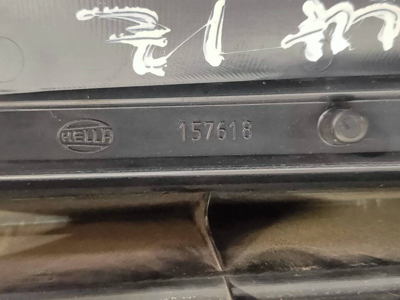 Recambio de piloto trasero derecho para volvo xc90 d5 referencia OEM IAM 157617  