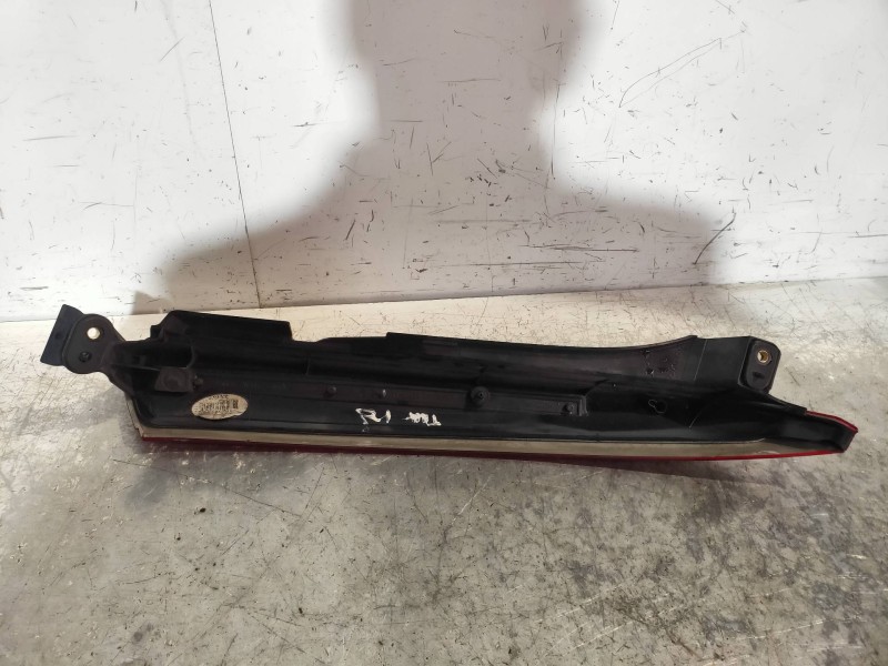 Recambio de piloto trasero izquierdo para volvo xc90 d5 referencia OEM IAM 157618  