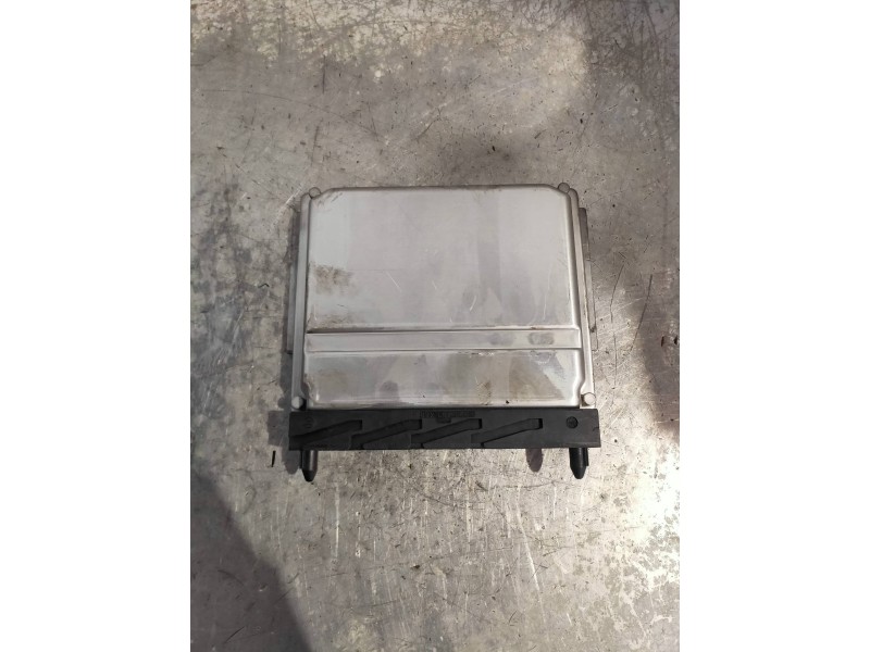 Recambio de centralita motor uce para volvo xc90 d5 referencia OEM IAM 0281011078 30637733A BOSCH