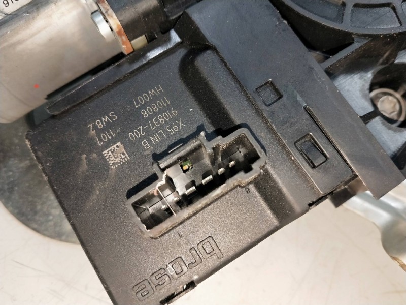 Recambio de elevalunas trasero izquierdo para renault scenic iii dynamique referencia OEM IAM 827310166R 915946200 5P