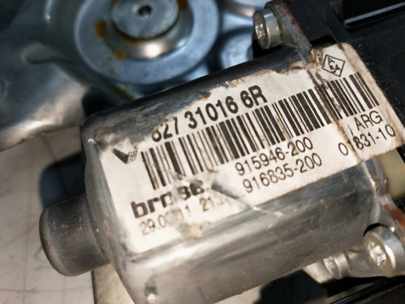 Recambio de elevalunas trasero izquierdo para renault scenic iii dynamique referencia OEM IAM 827310166R 915946200 5P