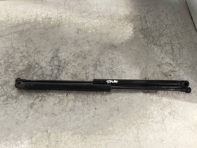 Recambio de amortiguadores maletero / porton para volvo xc90 d5 referencia OEM IAM 30634580  