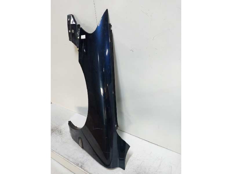 Recambio de aleta delantera izquierda para volvo s60 berlina 2.4 d referencia OEM IAM 30796492  