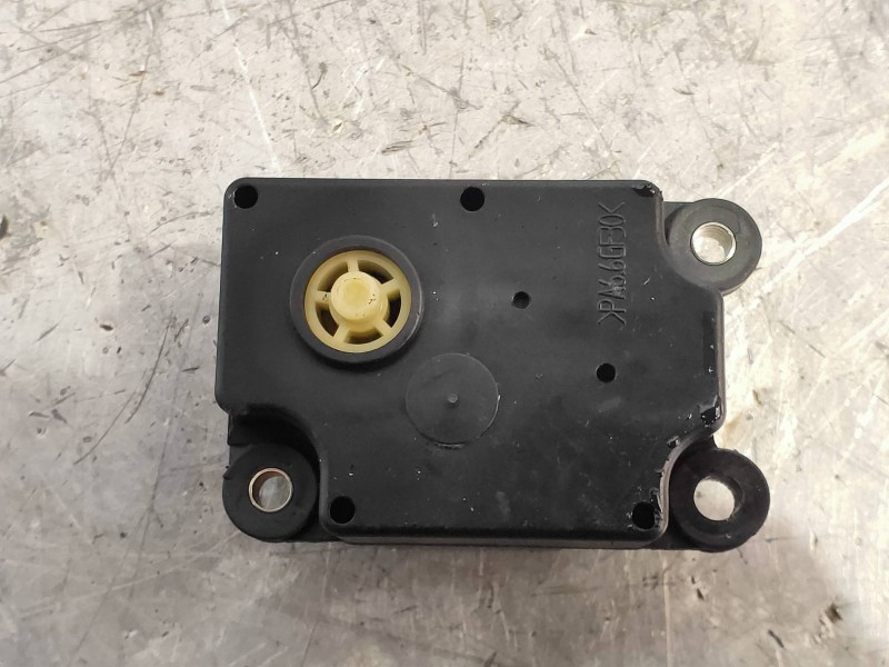 Recambio de motor apertura trampillas climatizador para volvo xc90 d5 referencia OEM IAM 74932  