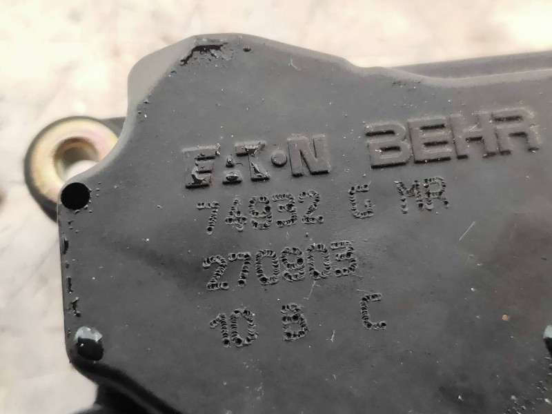 Recambio de motor apertura trampillas climatizador para volvo xc90 d5 referencia OEM IAM 74932  