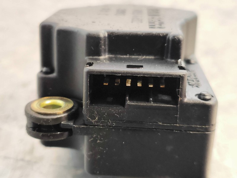 Recambio de motor apertura trampillas climatizador para volvo xc90 d5 referencia OEM IAM 74933  