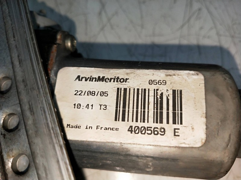 Recambio de elevalunas delantero derecho para renault espace iv (jk0) 1.9 dci diesel referencia OEM IAM 400569E  5P