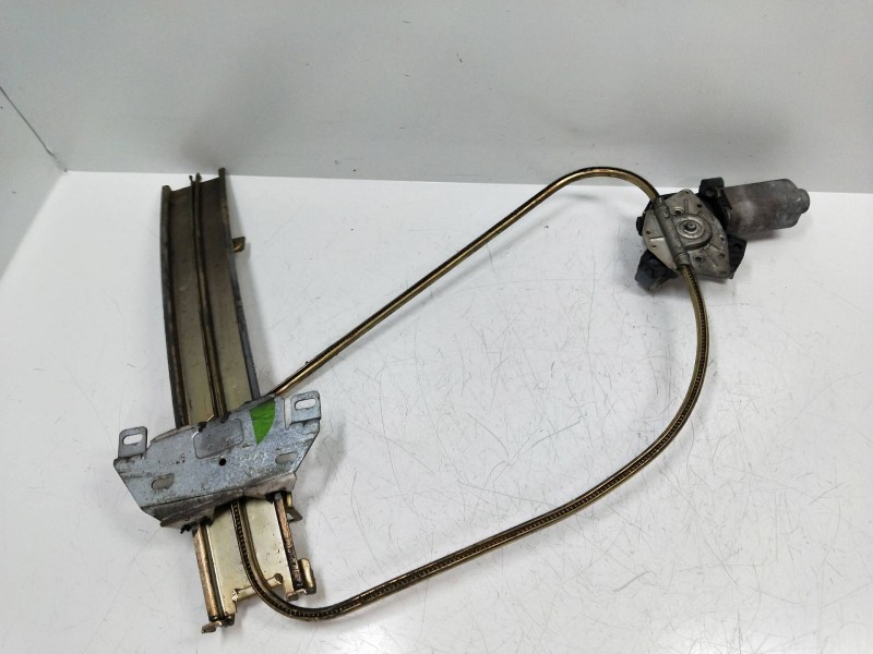 Recambio de elevalunas delantero derecho para renault 19 (b/c/l53) 1.8 referencia OEM IAM   2P