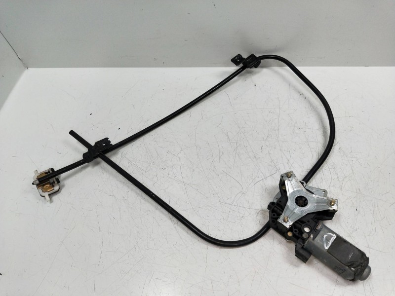 Recambio de elevalunas delantero derecho para renault 19 (b/c/l53) referencia OEM IAM   4P Recambio de elevalunas delantero derecho para renault 19 (b/c/l53) referencia OEM IAM   4P