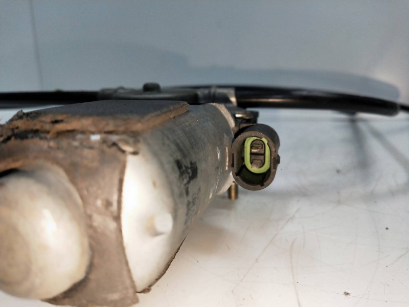 Recambio de elevalunas delantero derecho para renault 19 (b/c/l53) referencia OEM IAM   4P Recambio de elevalunas delantero derecho para renault 19 (b/c/l53) referencia OEM IAM   4P