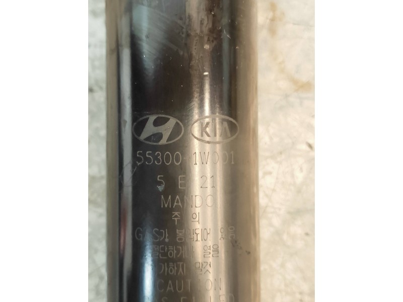 Recambio de amortiguador trasero derecho para kia rio concept referencia OEM IAM 553001W001  