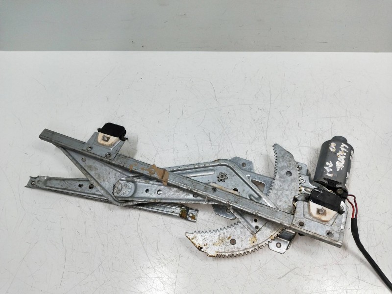 Recambio de elevalunas delantero derecho para mg rover trophy 18 16v referencia OEM IAM   3P Recambio de elevalunas delantero derecho para mg rover trophy 18 16v referencia OEM IAM   3P