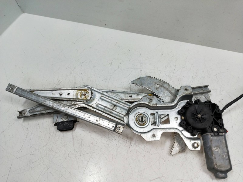 Recambio de elevalunas delantero derecho para mg rover trophy 18 16v referencia OEM IAM   3P