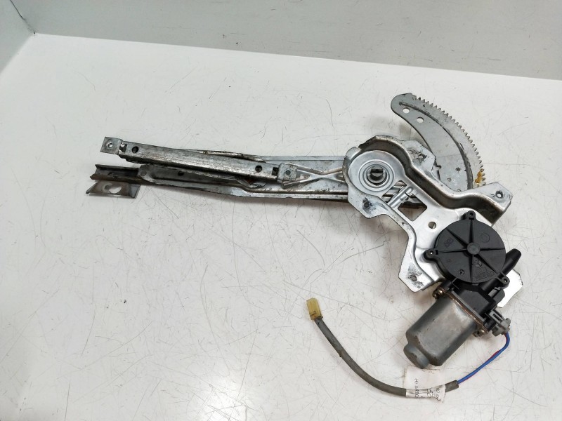 Recambio de elevalunas delantero derecho para mg rover mg zs 1.8 16v cat referencia OEM IAM 400676T7  4P