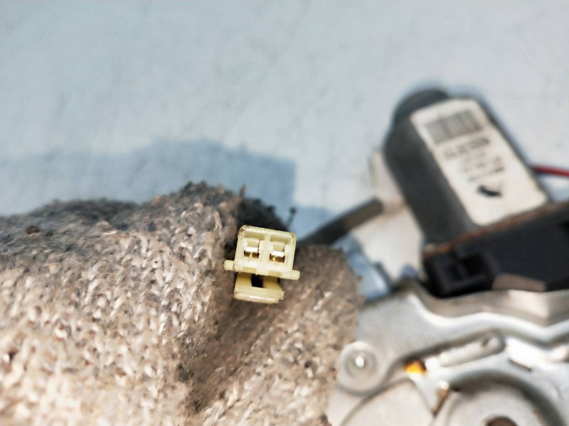 Recambio de elevalunas delantero derecho para mg rover mg zs 1.8 16v cat referencia OEM IAM 400676T7  4P