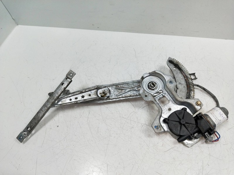 Recambio de elevalunas delantero izquierdo para mg rover mg zs 2.0 td referencia OEM IAM 400675  4P