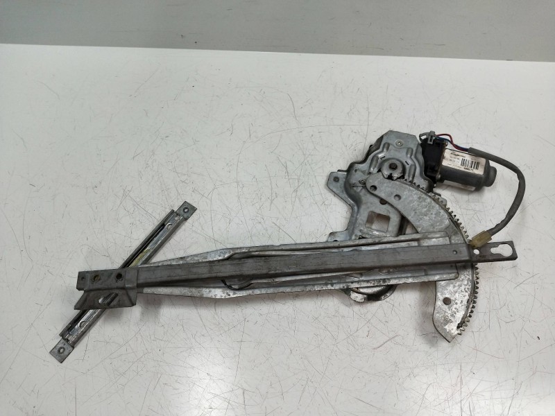 Recambio de elevalunas delantero izquierdo para mg rover mg zs 2.0 td referencia OEM IAM 400675  4P