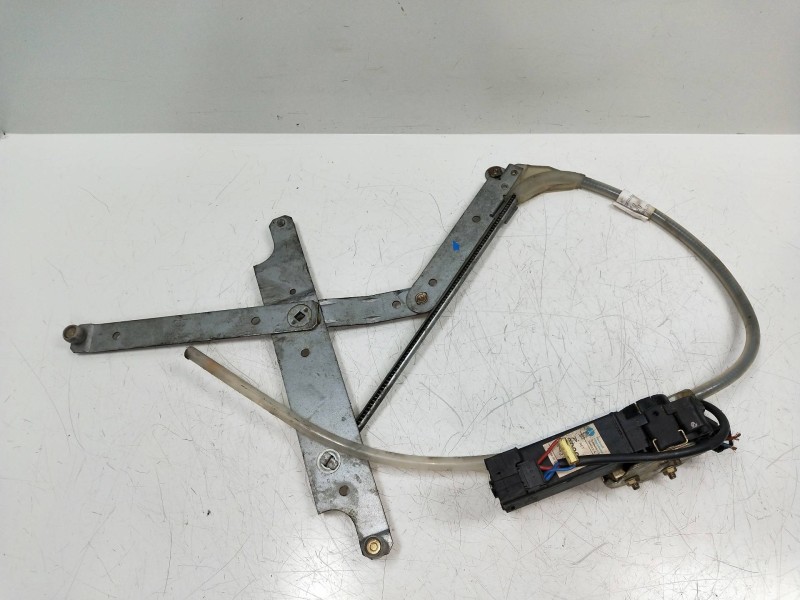 Recambio de elevalunas delantero derecho para mg rover serie 100 (xp) 1.1 8v referencia OEM IAM   3P