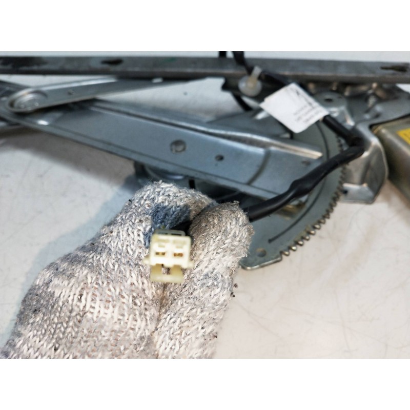 Recambio de elevalunas delantero derecho para mg rover serie 25 (rf) classic (5-ptas.) referencia OEM IAM 114536100 FR11600930B 