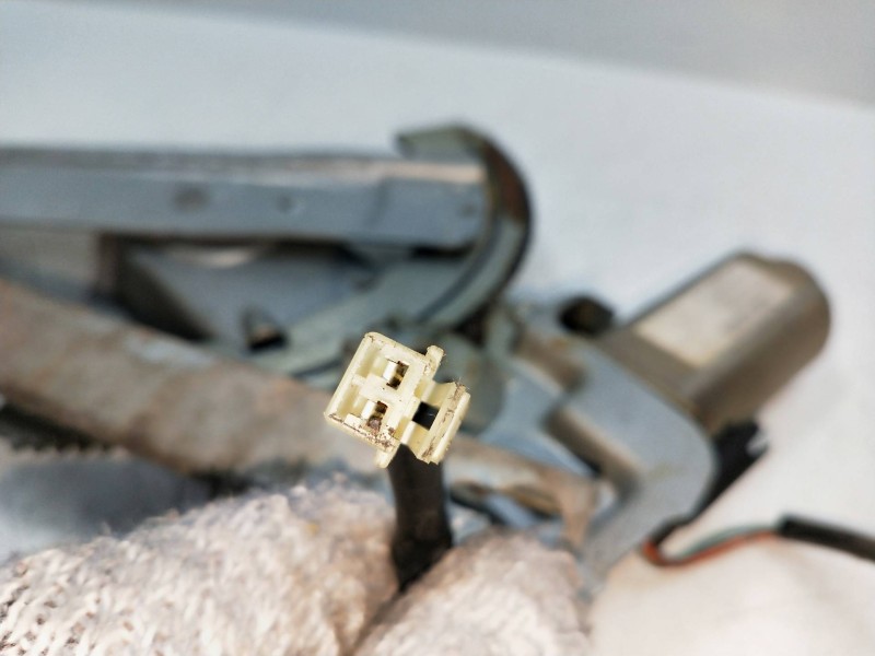 Recambio de elevalunas delantero izquierdo para mg rover serie 25 (rf) classic (5-ptas.) referencia OEM IAM   5P