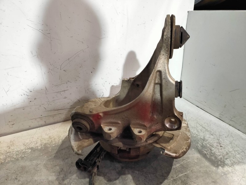 Recambio de mangueta trasera derecha para bmw x5 (e70) 3.0d referencia OEM IAM 677098106  