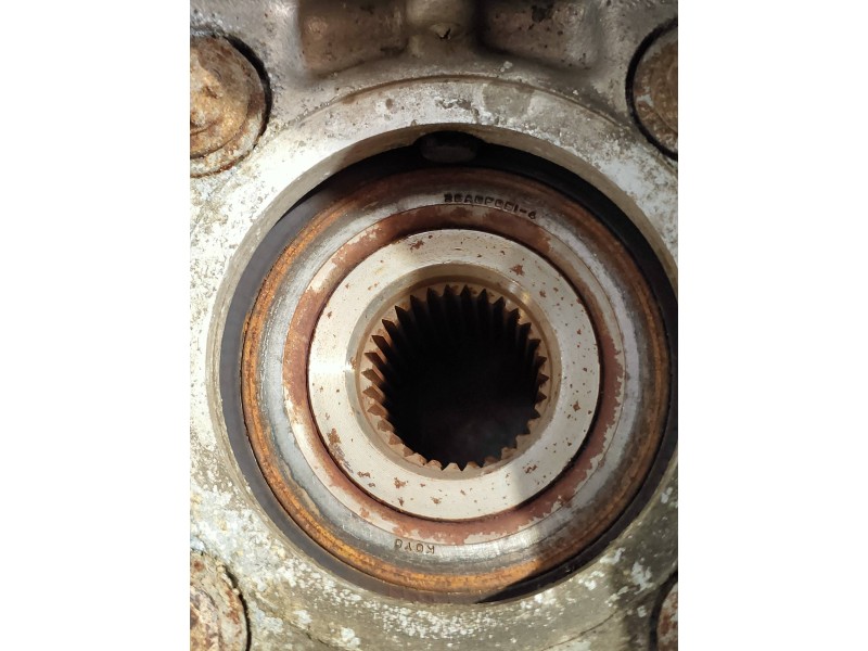 Recambio de mangueta trasera derecha para bmw x5 (e70) 3.0d referencia OEM IAM 677098106  