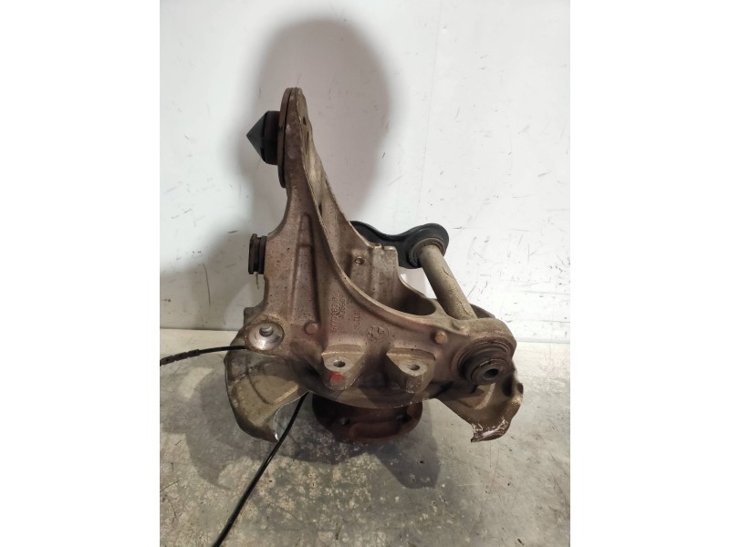 Recambio de mangueta trasera izquierda para bmw x5 (e70) 3.0d referencia OEM IAM 677098306  