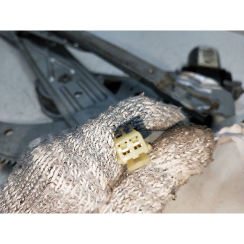 Recambio de elevalunas delantero derecho para mg rover serie 45 (rt) classic (4-ptas.) referencia OEM IAM 400676T7  4P