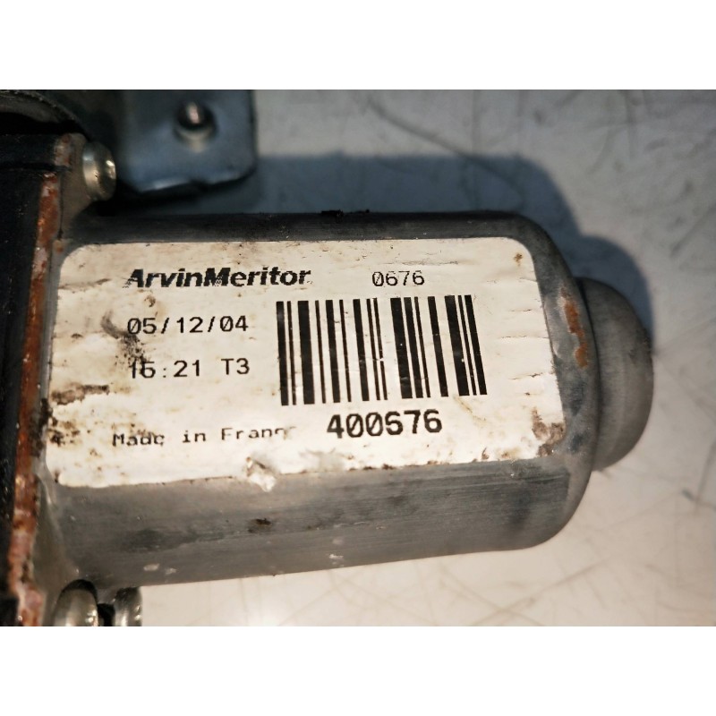 Recambio de elevalunas delantero derecho para mg rover serie 45 (t/rt) 2.0 td referencia OEM IAM 400676  4P