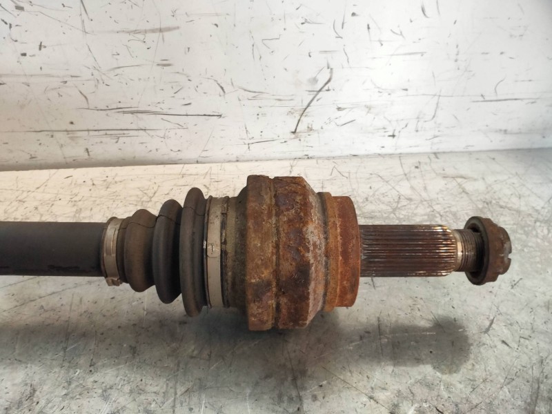 Recambio de transmision trasera derecha para bmw x5 (e70) 3.0d referencia OEM IAM 105381  