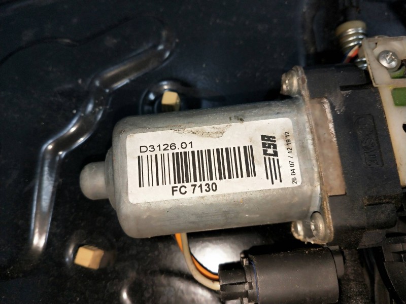 Recambio de elevalunas trasero derecho para land rover freelander (lr2) referencia OEM IAM D312601 FC7130 5P