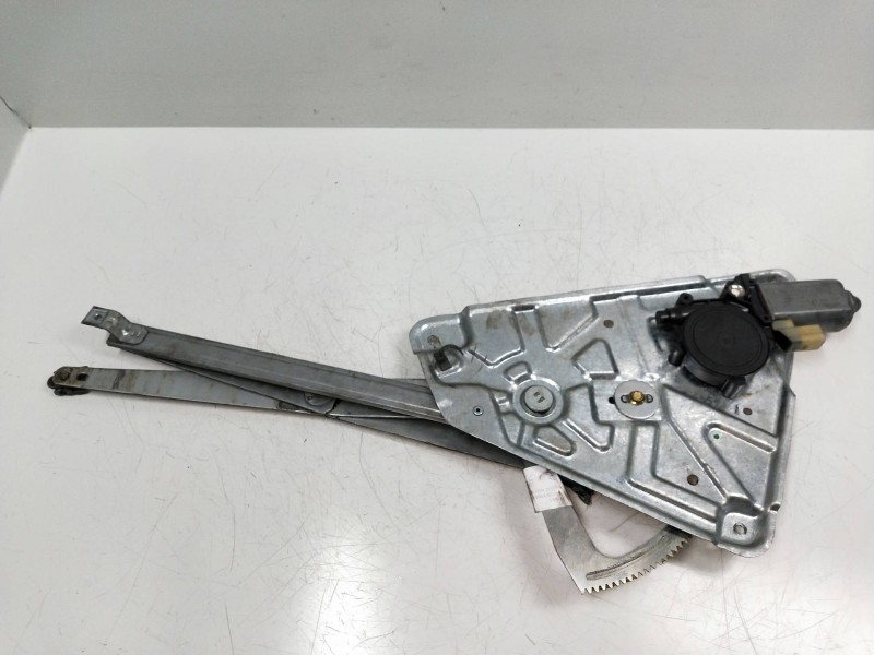 Recambio de elevalunas delantero izquierdo para land rover range rover (lp) dt (100kw) referencia OEM IAM   5P