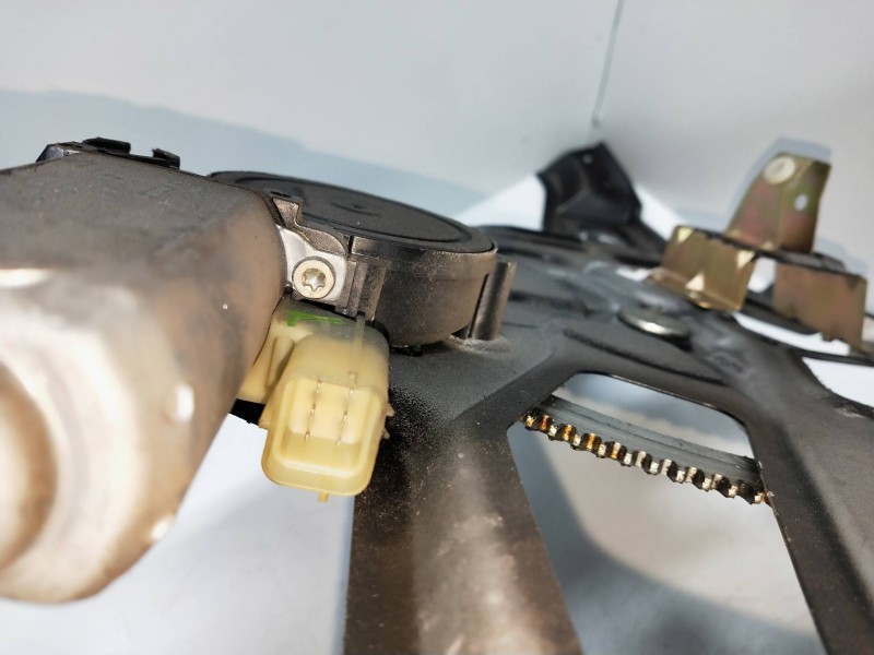 Recambio de elevalunas trasero izquierdo para land rover range rover (lp) 2.5 turbodiesel referencia OEM IAM 192745000  5P