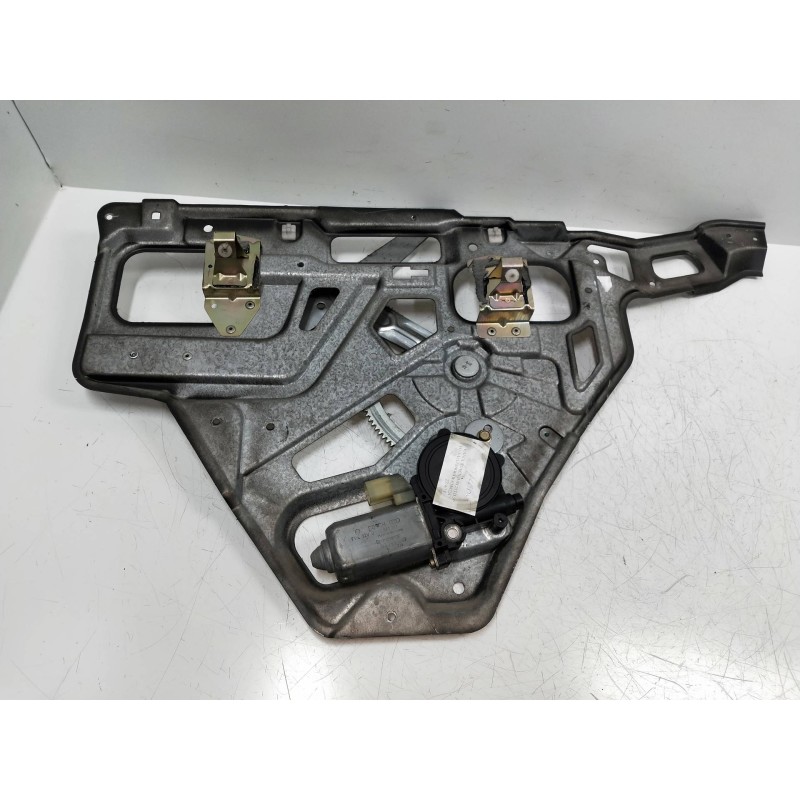 Recambio de elevalunas trasero derecho para land rover range rover (lp) 2.5 turbodiesel referencia OEM IAM 192744000  5P