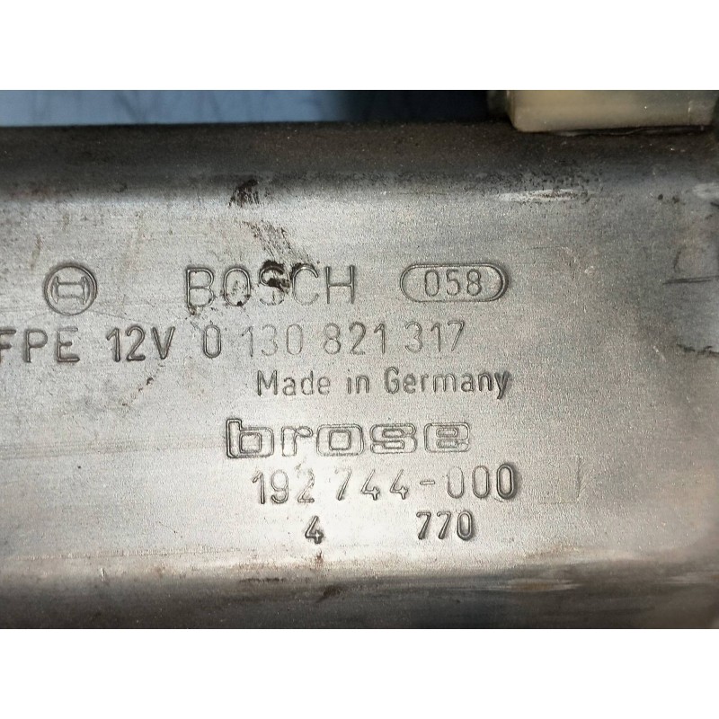 Recambio de elevalunas trasero derecho para land rover range rover (lp) 2.5 turbodiesel referencia OEM IAM 192744000  5P