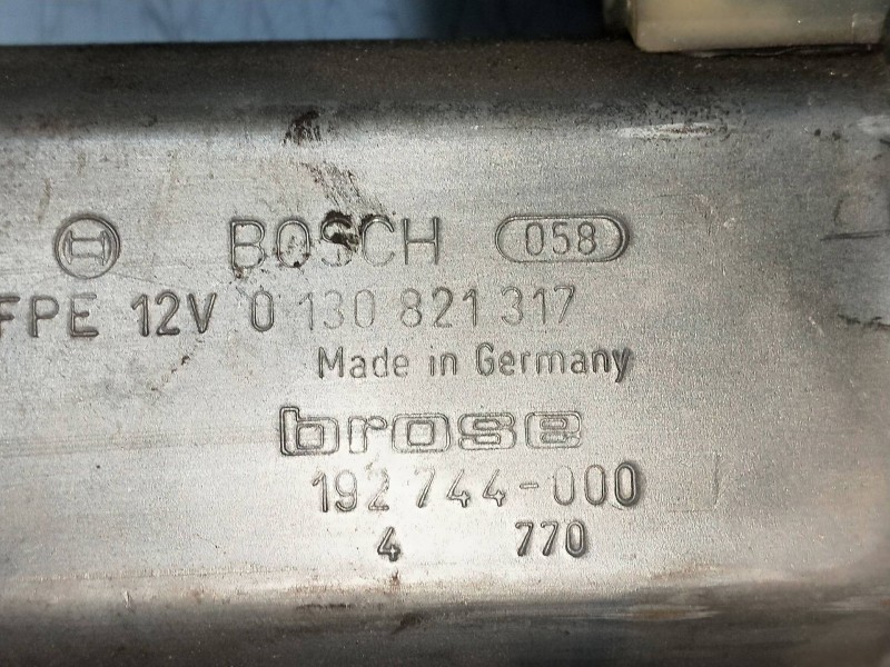 Recambio de elevalunas trasero derecho para land rover range rover (lp) 2.5 turbodiesel referencia OEM IAM 192744000  5P