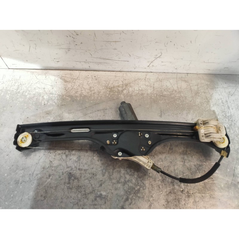 Recambio de elevalunas trasero izquierdo para bmw x5 (e70) 3.0d referencia OEM IAM 7166381 6967261 974623100 BROSE 5P