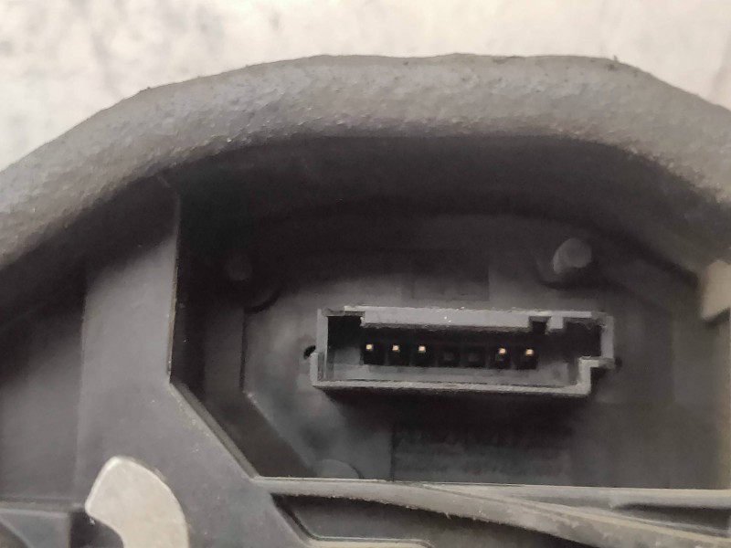 Recambio de motor cierre centralizado trasero izquierdo para bmw x5 (e70) 3.0d referencia OEM IAM 7202147  