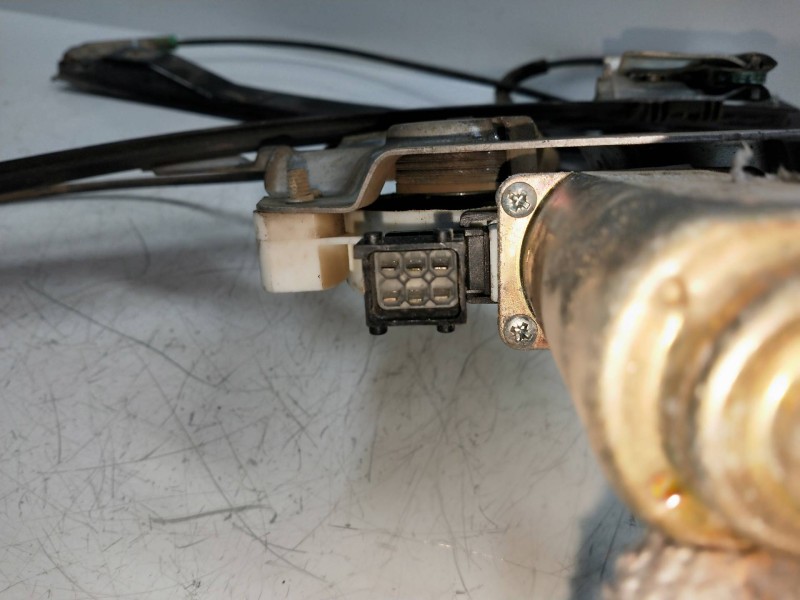 Recambio de elevalunas delantero derecho para saab 9-3 berlina 1.9 tid vector (i/d) referencia OEM IAM   4P