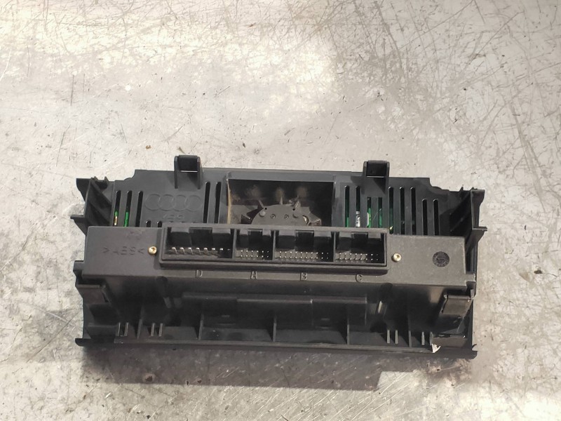 Recambio de mando calefaccion / aire acondicionado para audi a3 (8p) 2.0 tdi ambiente referencia OEM IAM 8P0820043  