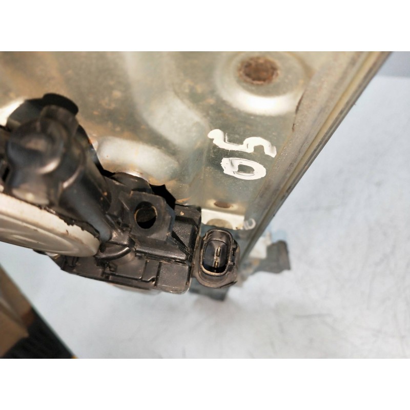 Recambio de elevalunas delantero izquierdo para suzuki grand vitara jb (jt) 2.0 16v cat referencia OEM IAM   5P