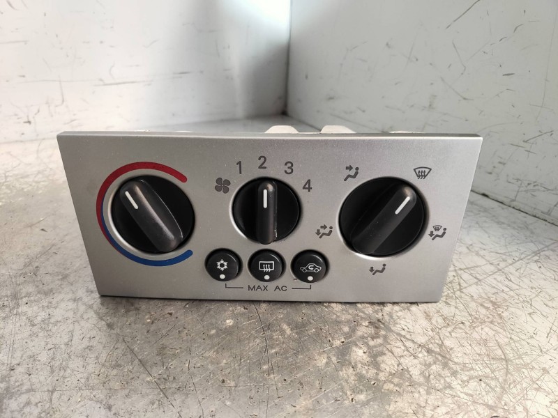 Recambio de mando calefaccion / aire acondicionado para opel meriva cosmo referencia OEM IAM 13191583 E7433 BEHR