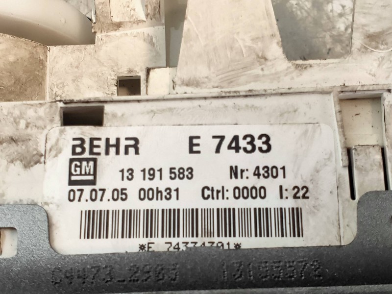 Recambio de mando calefaccion / aire acondicionado para opel meriva cosmo referencia OEM IAM 13191583 E7433 BEHR