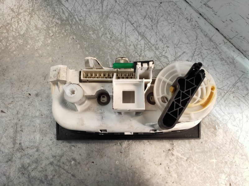 Recambio de mando calefaccion / aire acondicionado para opel meriva cosmo referencia OEM IAM 13191583 E7433 BEHR