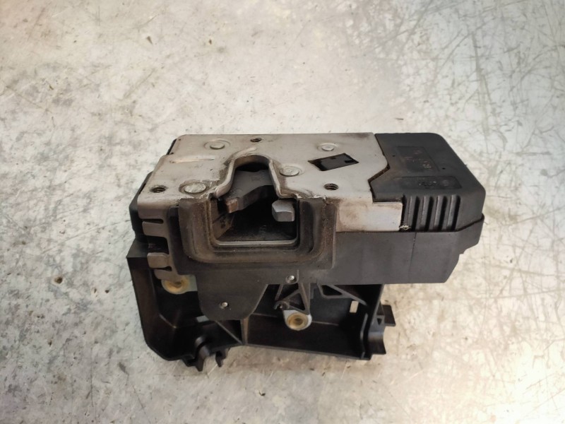 Recambio de motor cierre centralizado delantero izquierdo para opel meriva cosmo referencia OEM IAM 13203899  