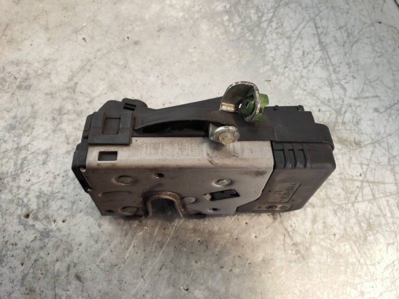 Recambio de motor cierre centralizado delantero izquierdo para opel meriva cosmo referencia OEM IAM 13203899  