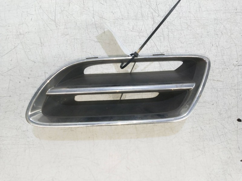 Recambio de rejilla delantera para nissan primera berlina (p11) 2.0 turbodiesel cat referencia OEM IAM   