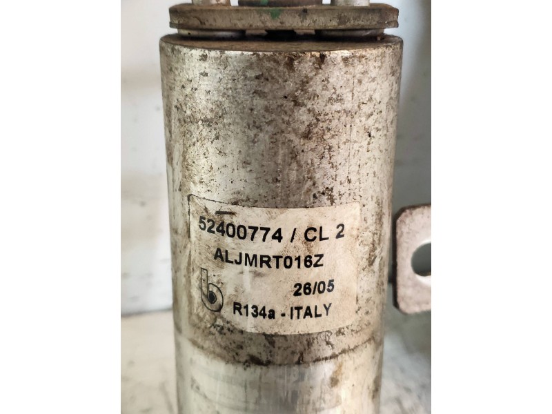 Recambio de condensador / radiador aire acondicionado para opel meriva cosmo referencia OEM IAM 52400774  