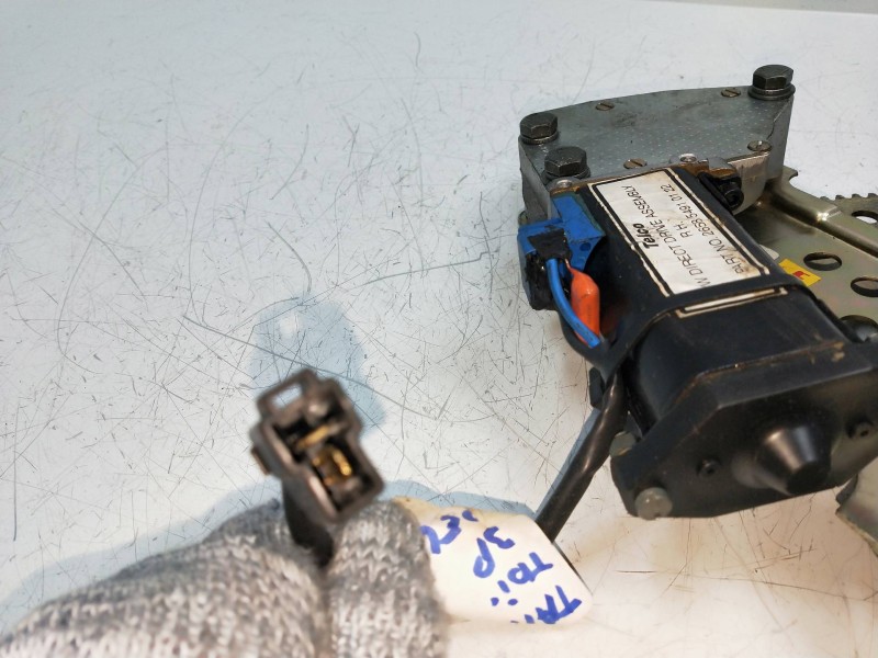 Recambio de elevalunas delantero derecho para tata telco-sport 1.9d referencia OEM IAM 265854910122  3P Recambio de elevalunas delantero derecho para tata telco-sport 1.9d referencia OEM IAM 265854910122  3P