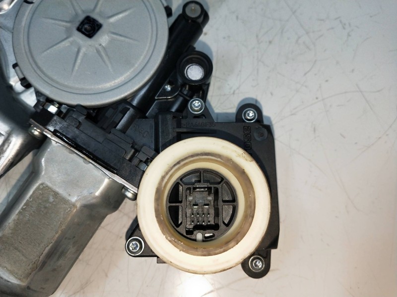 Recambio de elevalunas delantero derecho para toyota auris 1.4 turbodiesel cat referencia OEM IAM 8570102010 961920101 5P